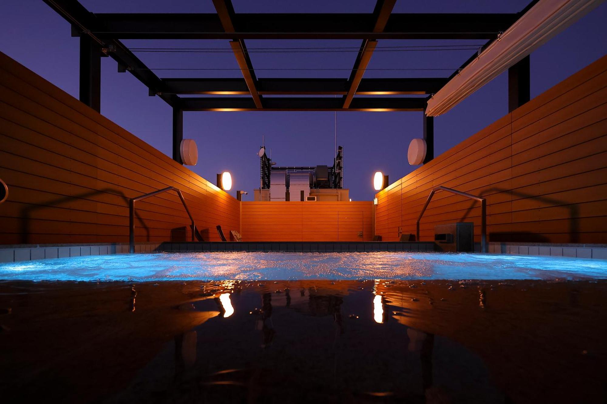 Sauna & Capsule Hotel Rumor Plaza Kiotó Kültér fotó